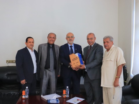 Head of the General Department of Consulates and Expatriates Receives the Study of Yemeni Migration-Mutual Impacts