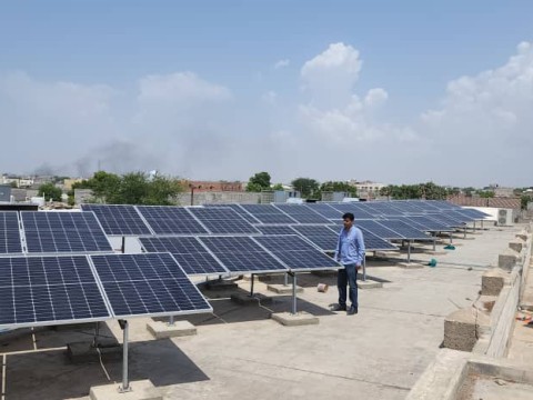 توريد وتركيب منظومة الطاقة الشمسية لمخازن اللقاح في محافظة الحديدة
